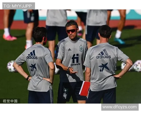 恩尼斯·阿尔巴、恩里克等足球明星的成长历程与成就探索